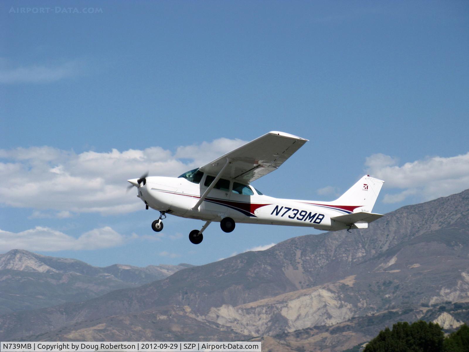 N739MB, 1978 Cessna 172N C/N 17270641, 1978 Cessna 172N SKYHAWK, Lycoming O-320-H2AD 160 Hp, takeoff climb Rwy 22