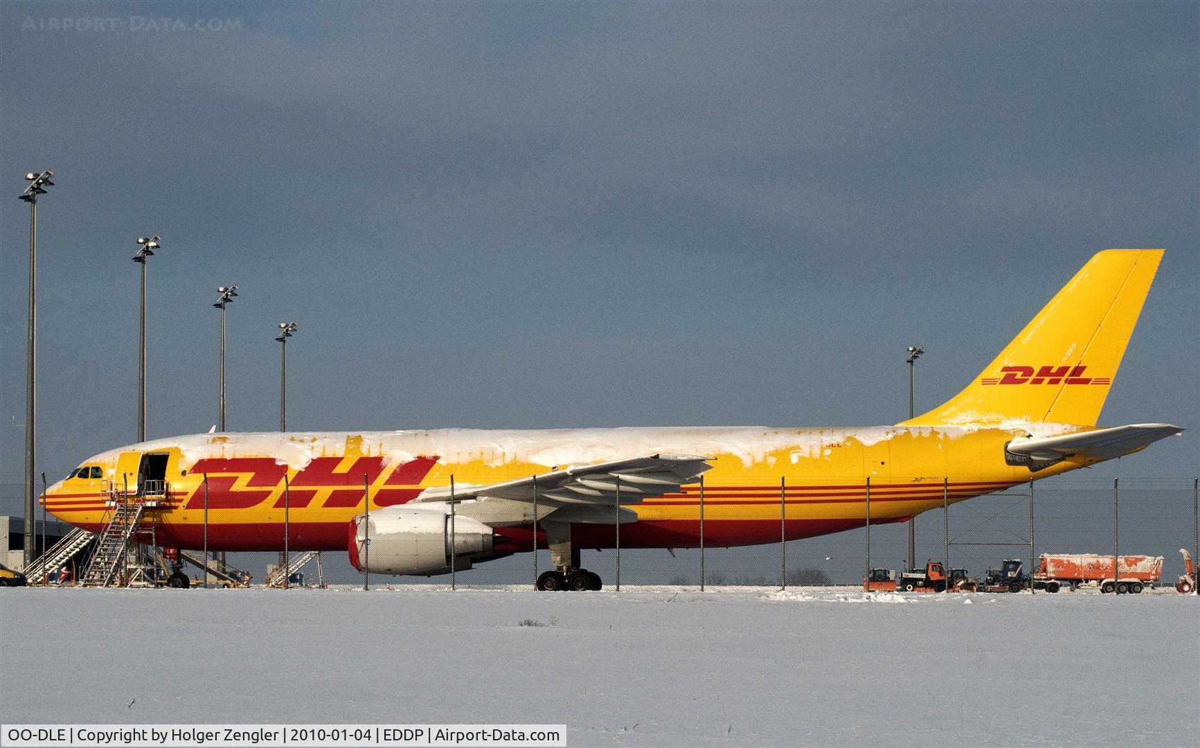 OO-DLE, 1983 Airbus A300B4-203F C/N 236, Beautiful winter day.....