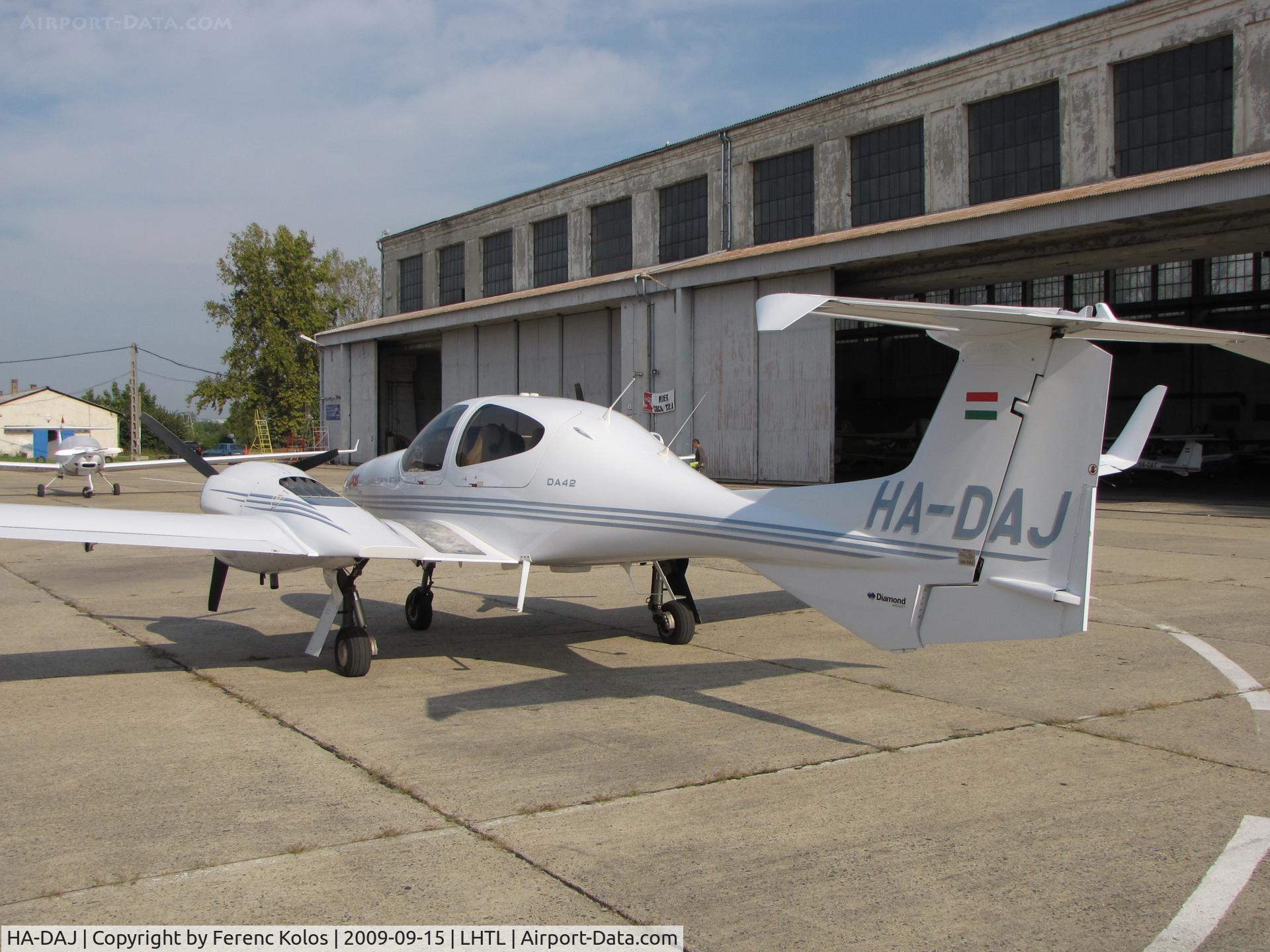 HA-DAJ, 2006 Diamond DA-42 Twin Star C/N 42.139, Tököl