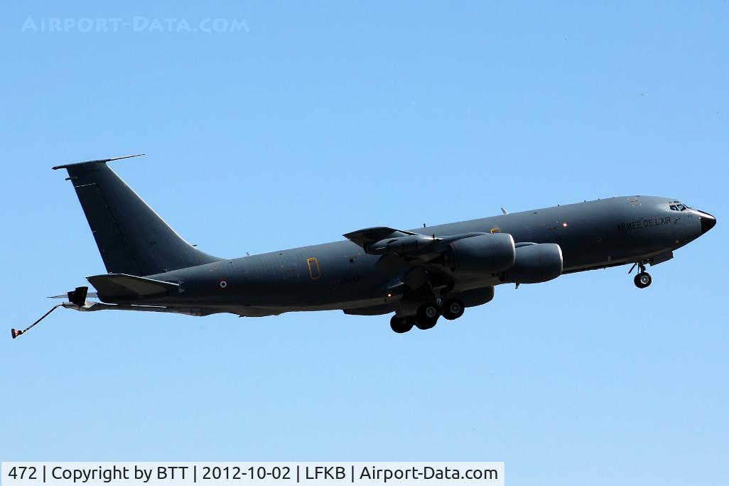 472, 1963 Boeing C-135FR Stratotanker C/N 18681, Low pass