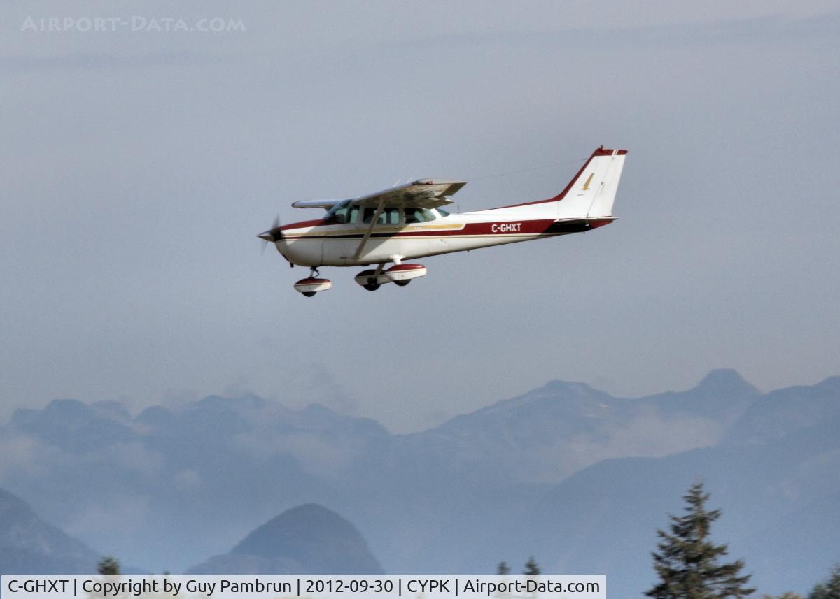 C-GHXT, 1975 Cessna 172M C/N 17266481, Final