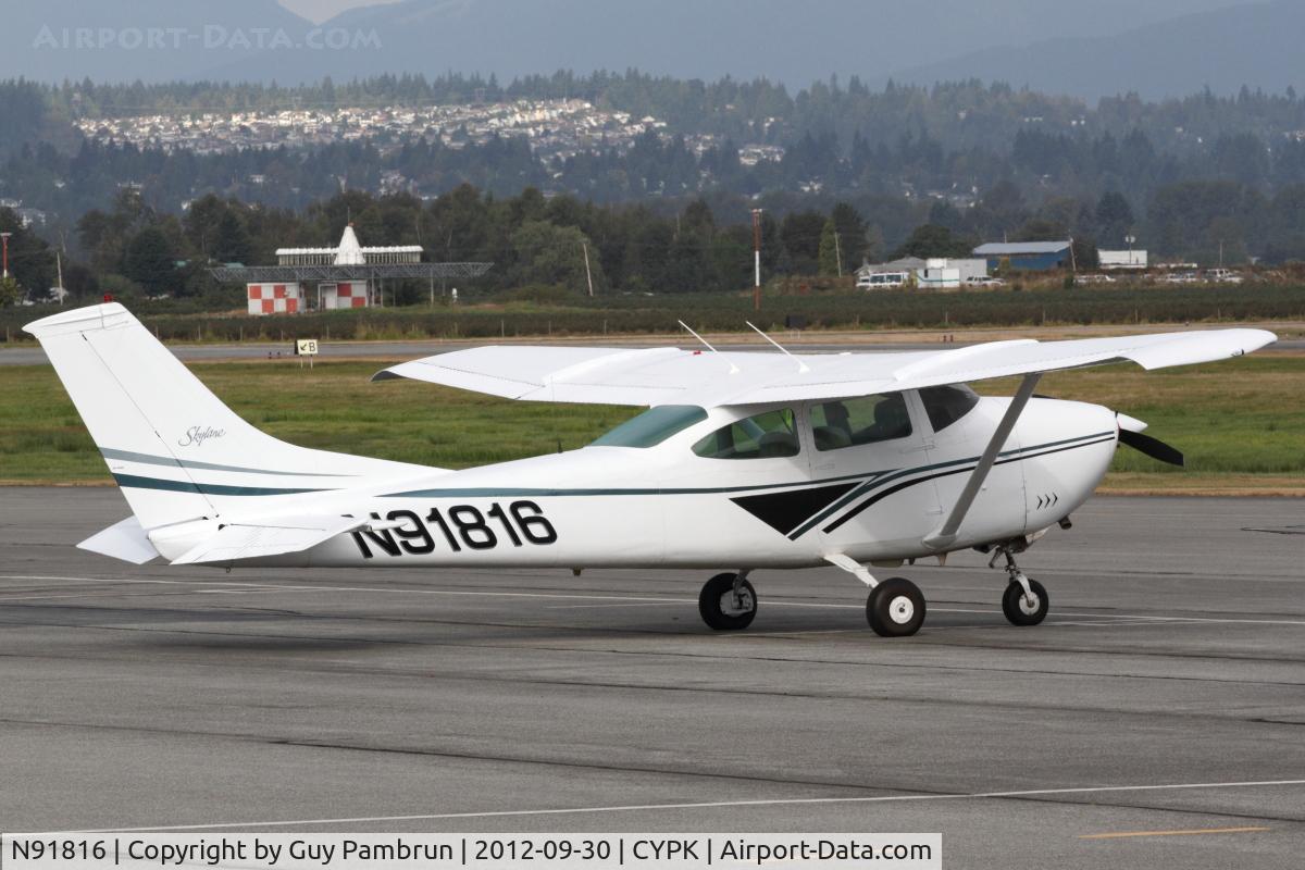 N91816, 1969 Cessna 182M Skylane C/N 18259921, Parked