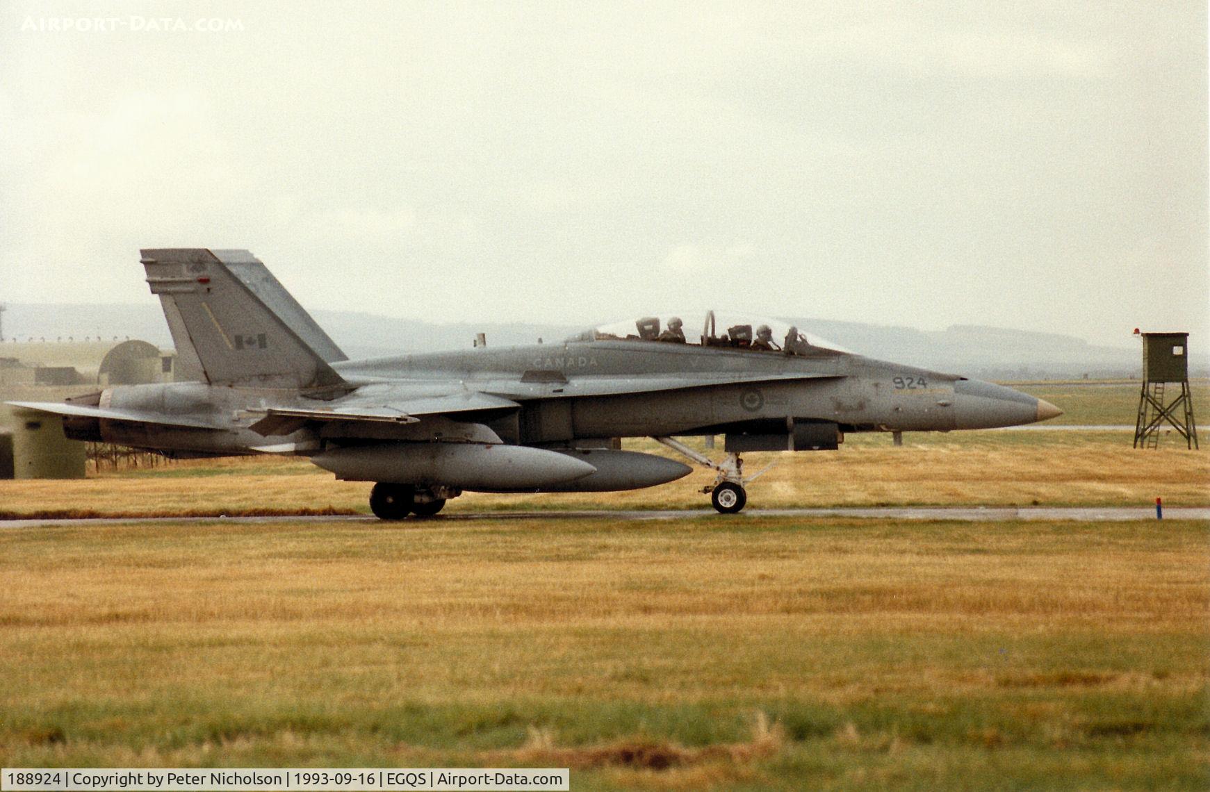188924, McDonnell Douglas CF-188B Hornet C/N 0474/B083, CF-188B Hornet of 433 Squadron Canadian Armed Forces preparing to join Runway 23 at RAF Lossiemouth in September 1993.
