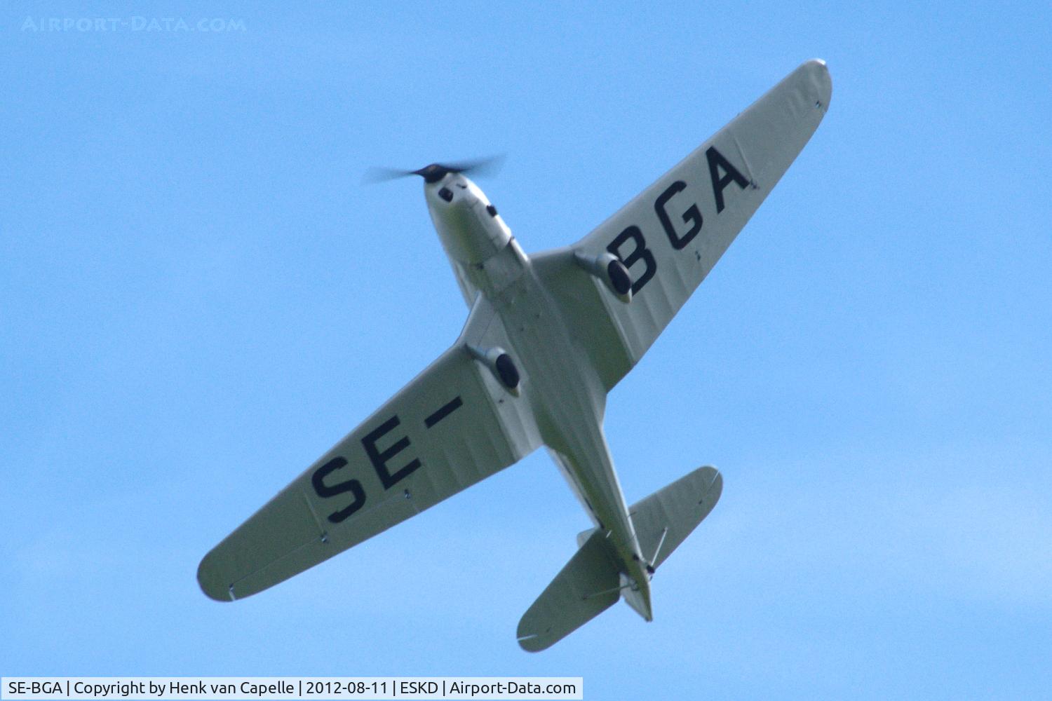 SE-BGA, 1940 Klemm Kl-35D C/N 1983-1297, Klemm KL 35D turning over Dala-Järna airfield, Sweden.