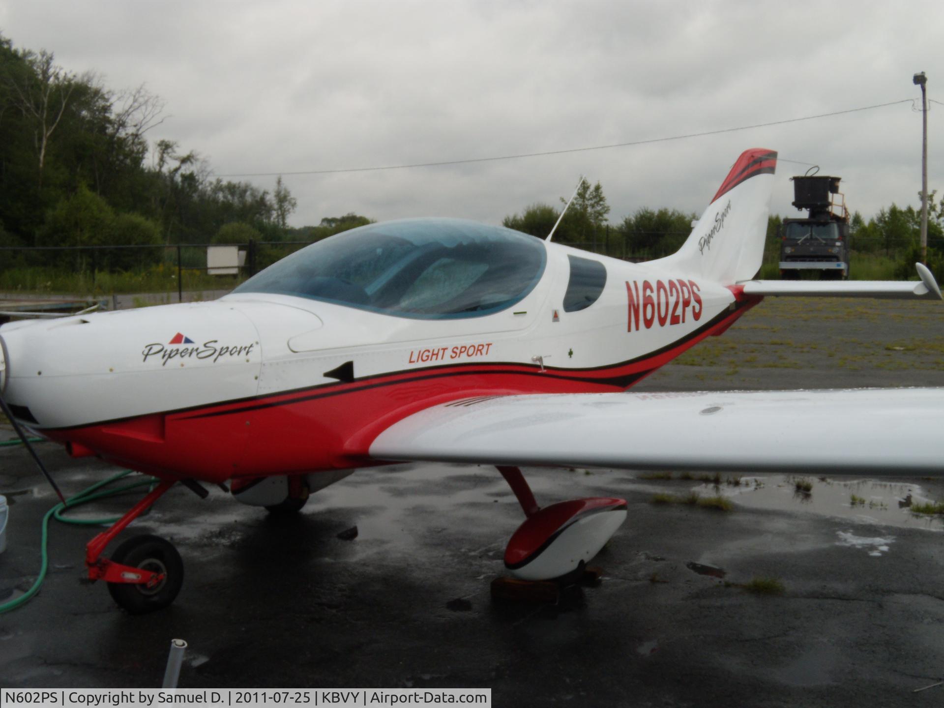 N602PS, 2010 SportCruiser (PiperSport) Piper Sport C/N P1001006, Taken after washing N602PS.