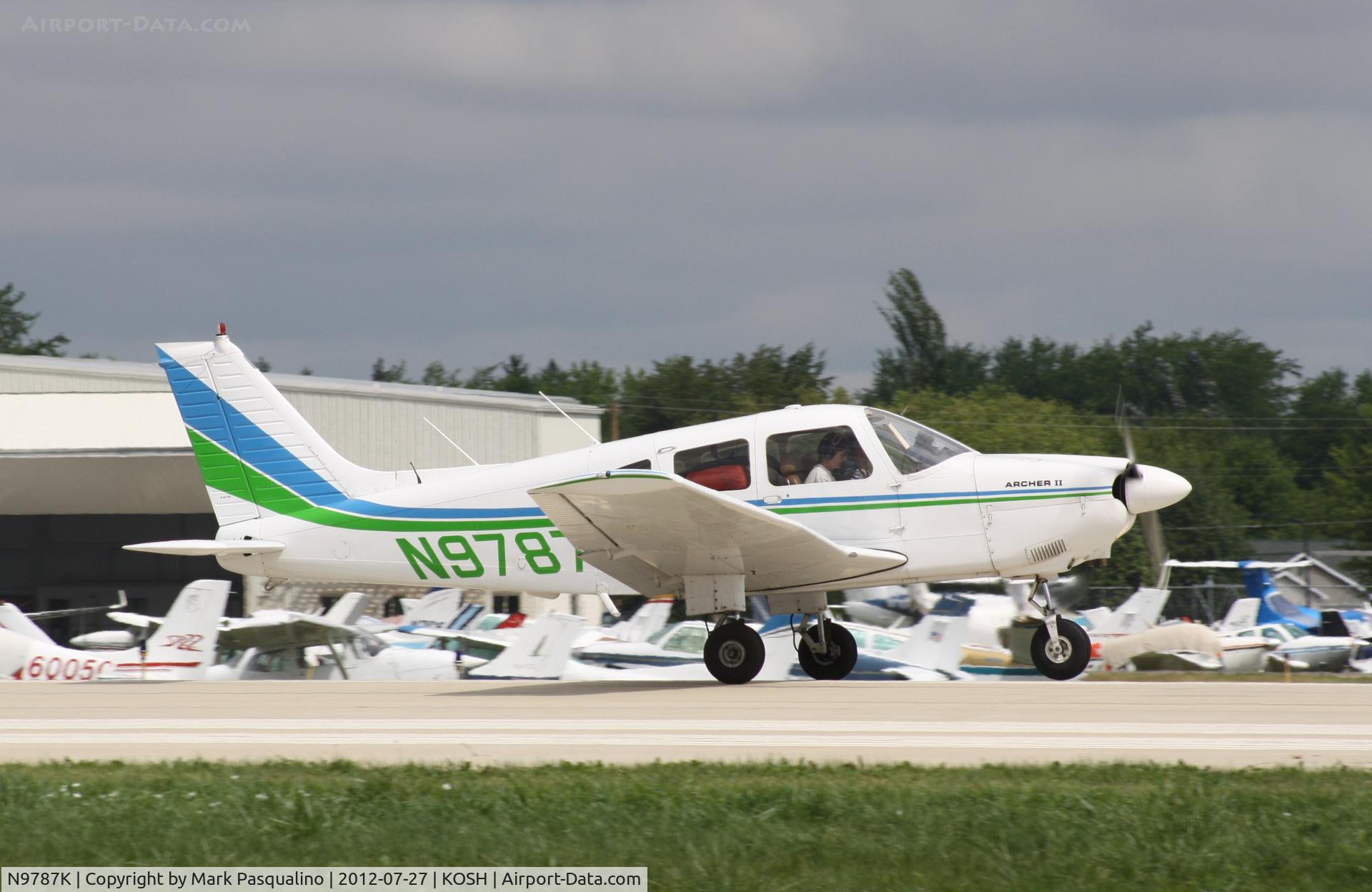 N9787K, 1977 Piper PA-28-181 C/N 28-7890180, Piper PA-28-181