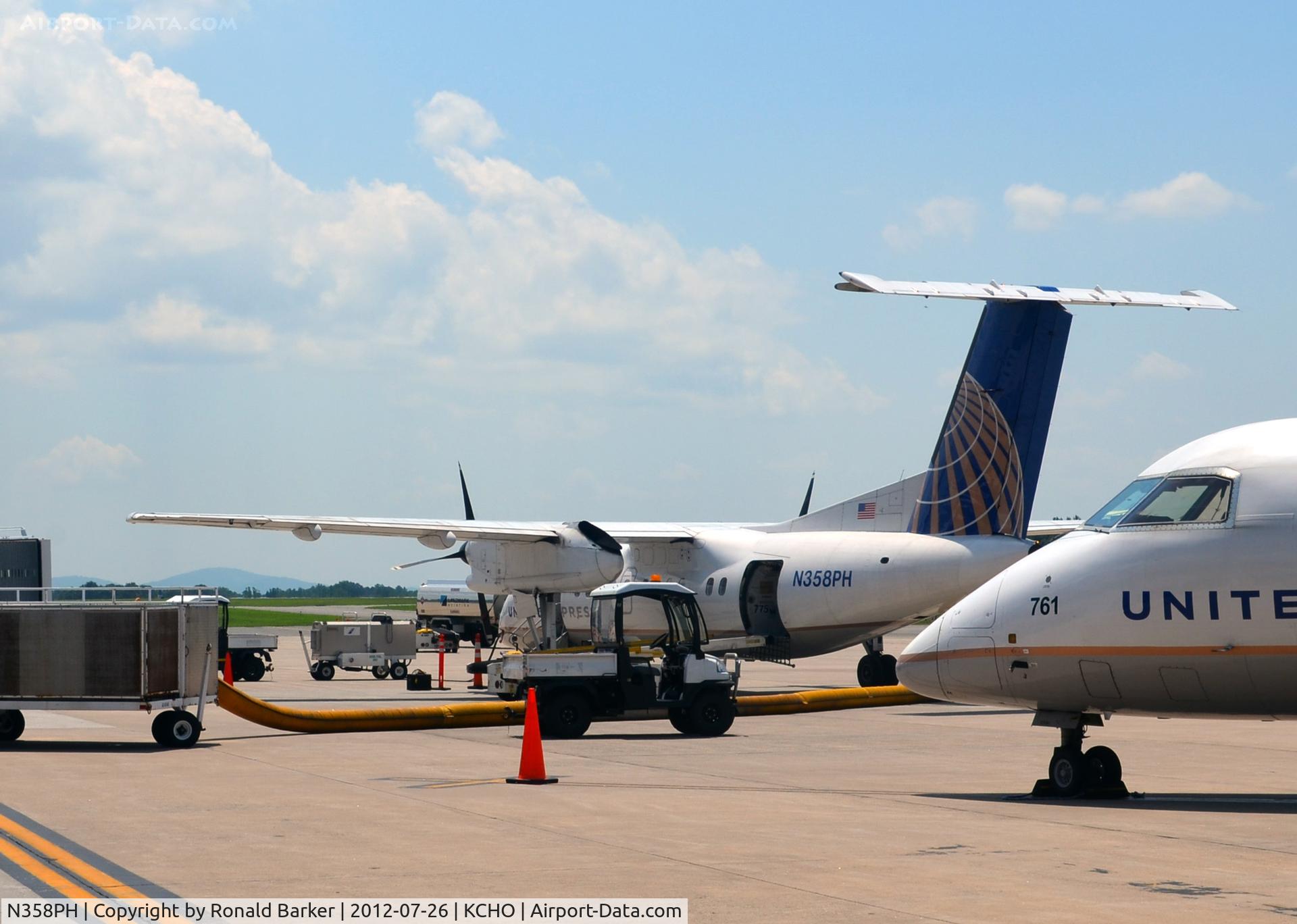 N358PH, 1998 De Havilland Canada DHC-8-202 Dash 8 C/N 506, CHO, VA