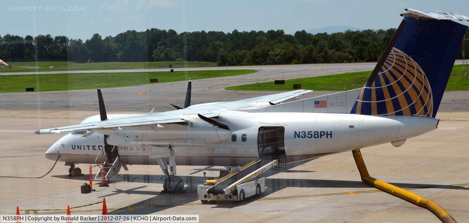 N358PH, 1998 De Havilland Canada DHC-8-202 Dash 8 C/N 506, CHO, VA