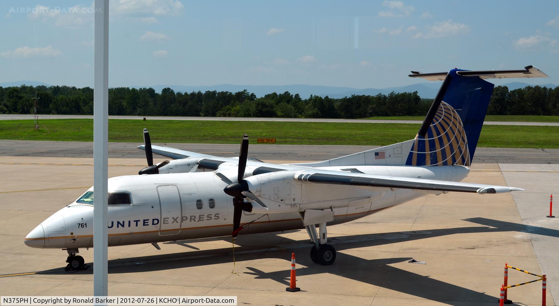 N375PH, 1999 Bombardier DHC-8-202 Dash 8 C/N 529, CHO, VA