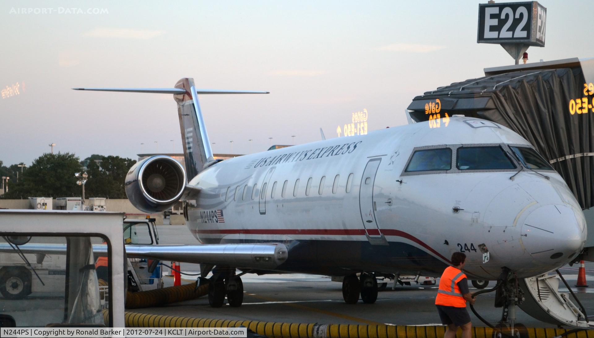 N244PS, 2004 Bombardier CRJ-200ER (CL-600-2B19) C/N 7912, CLT, NC