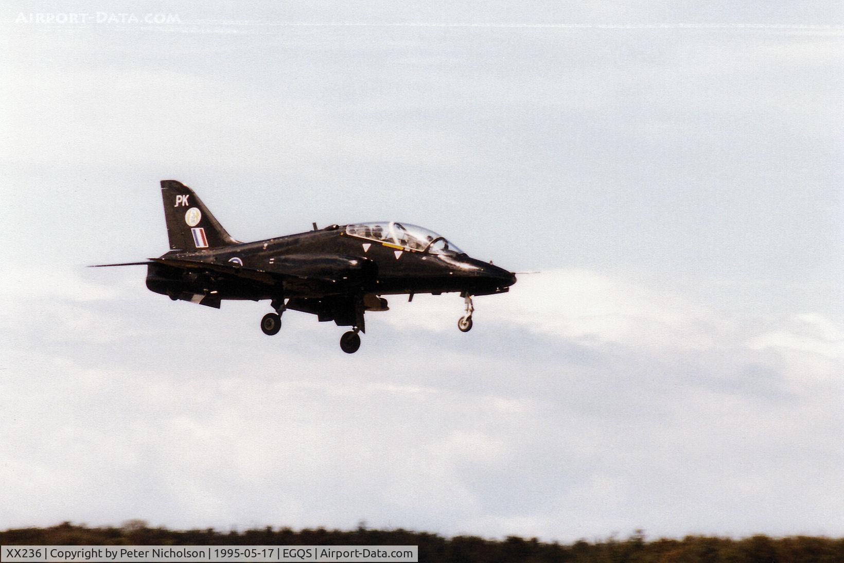 XX236, 1978 Hawker Siddeley Hawk T.1 C/N 072/312072, Hawk T.1 of 19 [Reserve] Squadron landing at RAF Lossiemouth in the Summer of 1995.