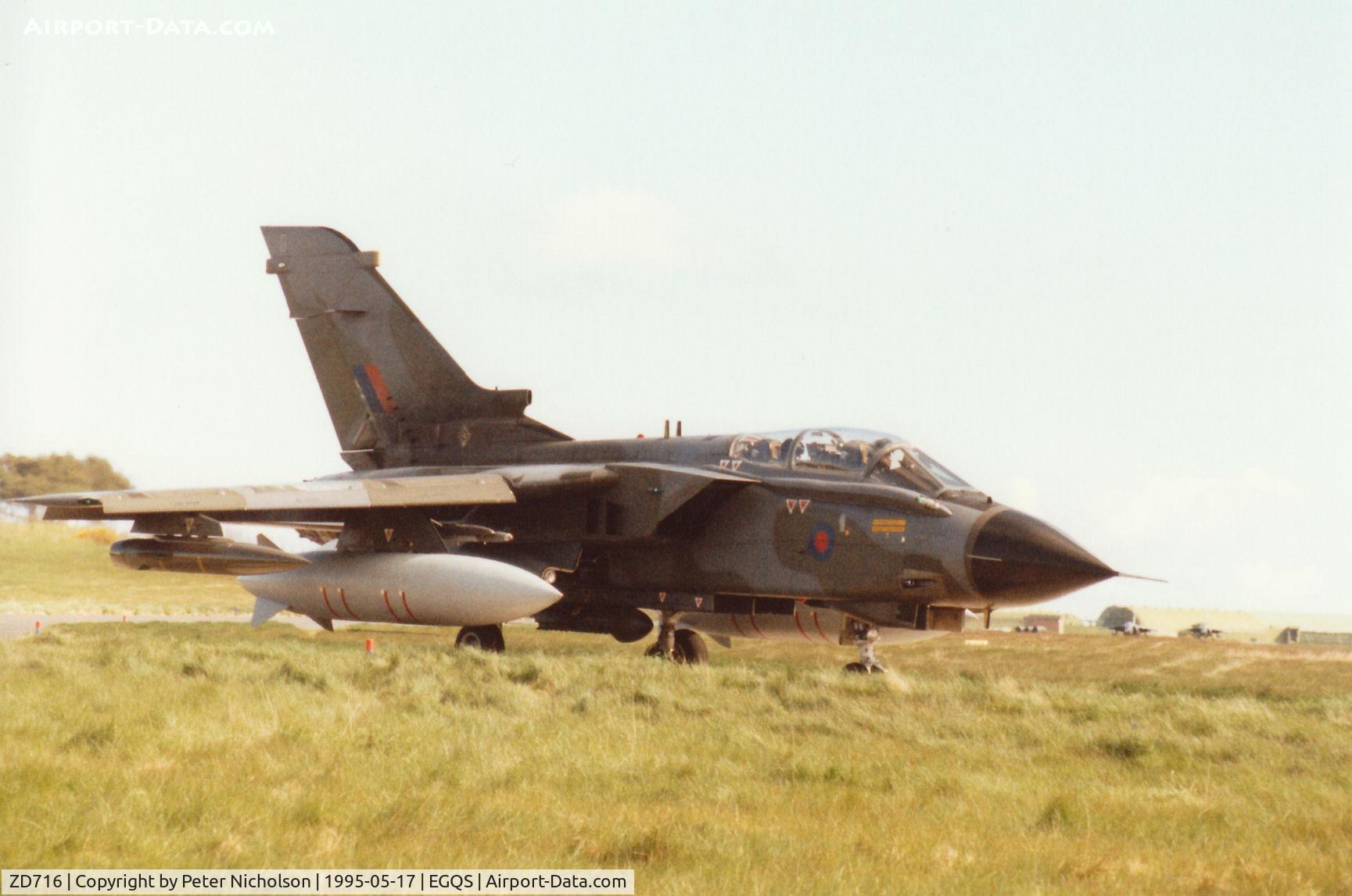 ZD716, 1984 Panavia Tornado GR.1 C/N 341/BS117/3157, Tornado GR.1 of the Strike Attack Operational Evaluation Unit at Boscombe Down taxying to Runway 05 at RAF Lossiemouth in the Summer of 1995.