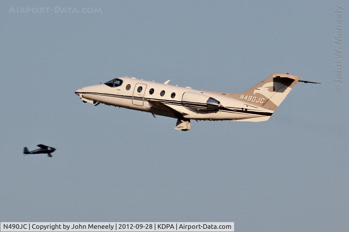 N490JC, Raytheon Aircraft Company 400A C/N RK-373, Just airborne from 02L