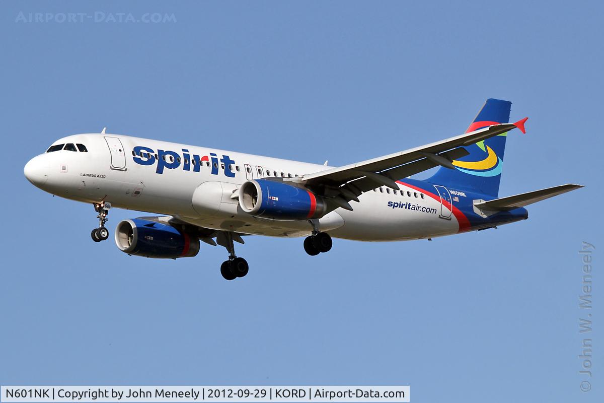 N601NK, 2010 Airbus A320-232 C/N 4206, final approach for 28
