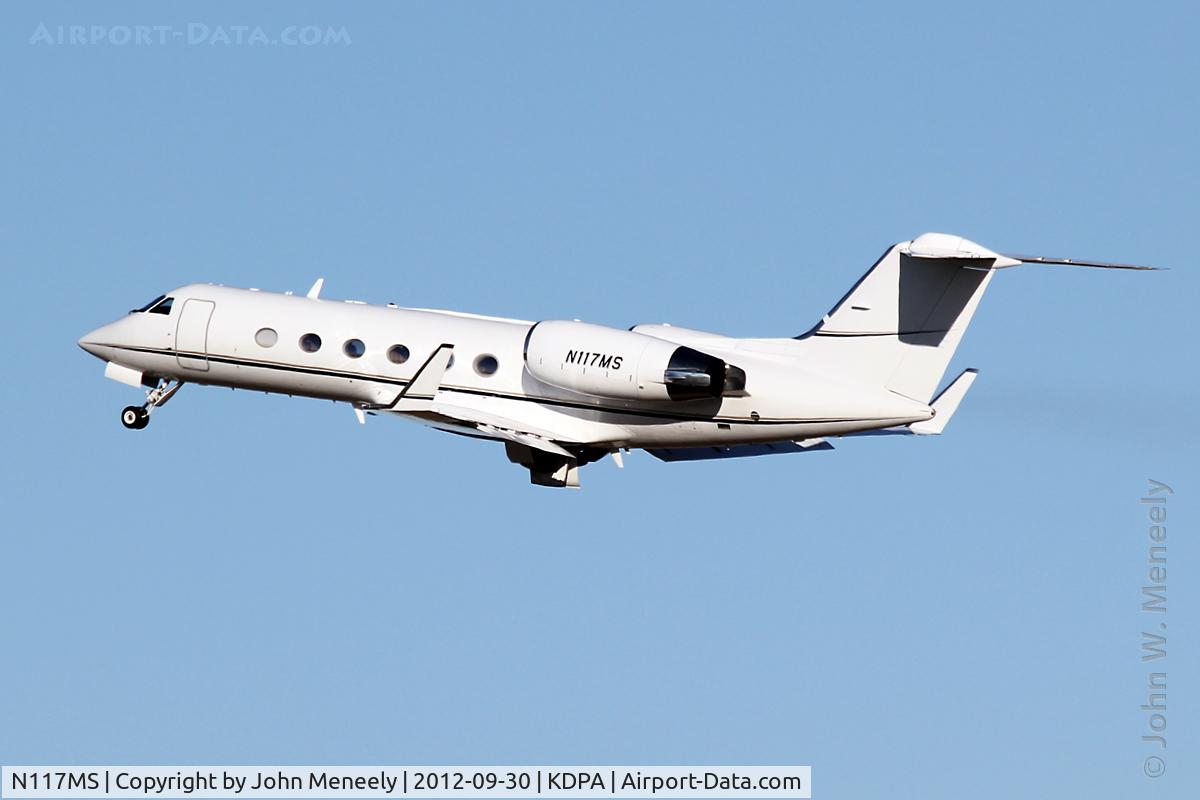 N117MS, 1994 Gulfstream Aerospace G-IV C/N 1241, just airborne from 02L