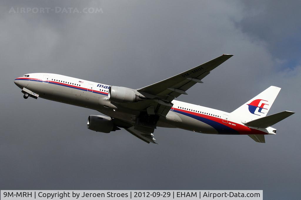 9M-MRH, 1998 Boeing 777-2H6/ER C/N 28415, @schiphol