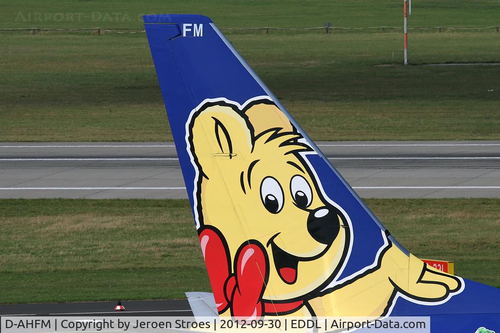 D-AHFM, 2000 Boeing 737-8K5 C/N 27986, Nice livery.