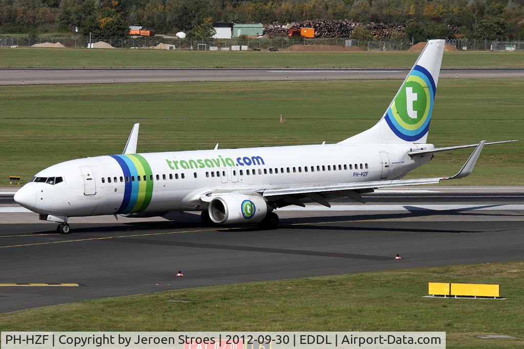 PH-HZF, 1999 Boeing 737-8K2 C/N 28378, just arrived