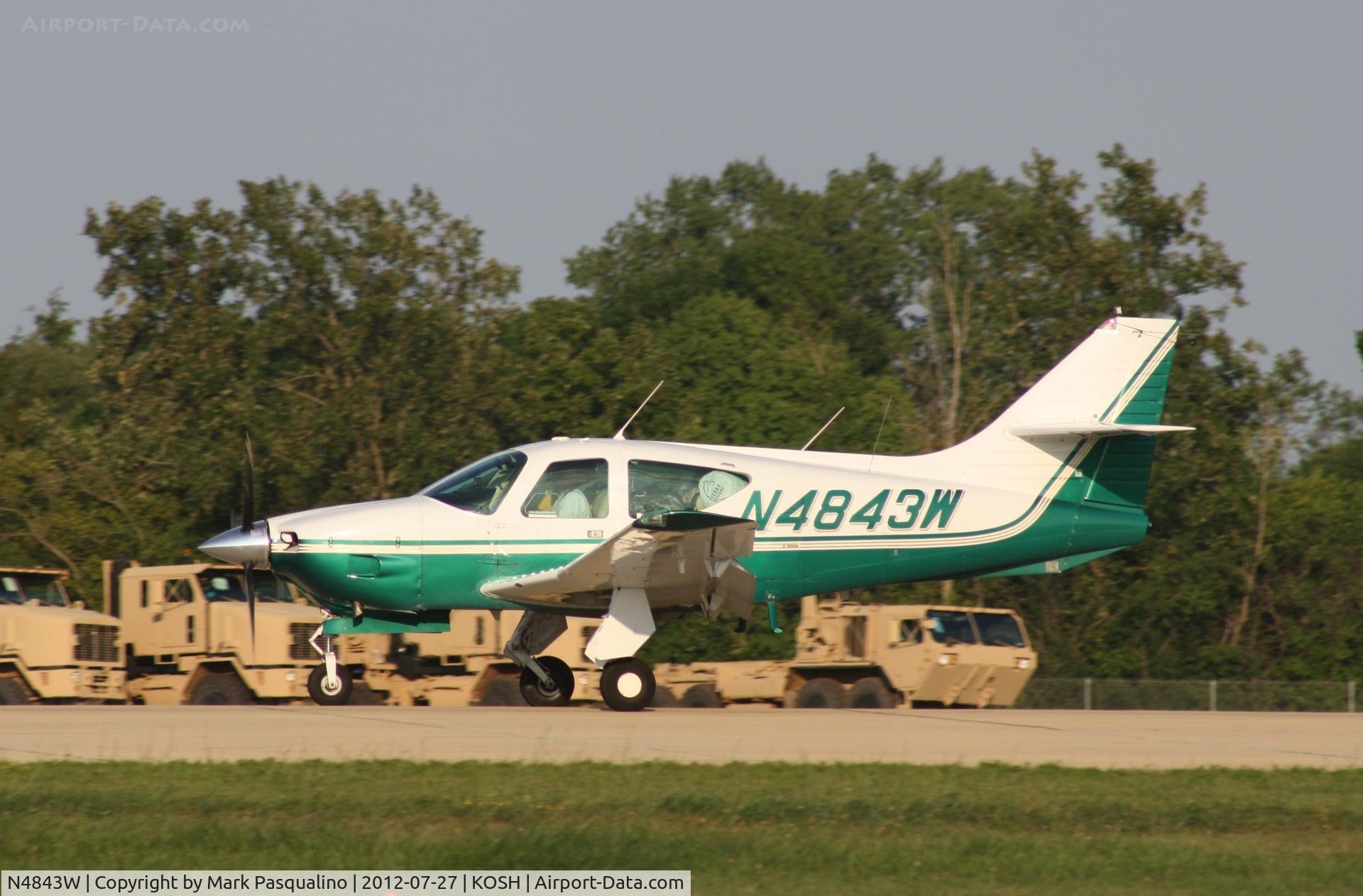 N4843W, 1976 Rockwell International 114 Commander C/N 14173, Rockwell 114