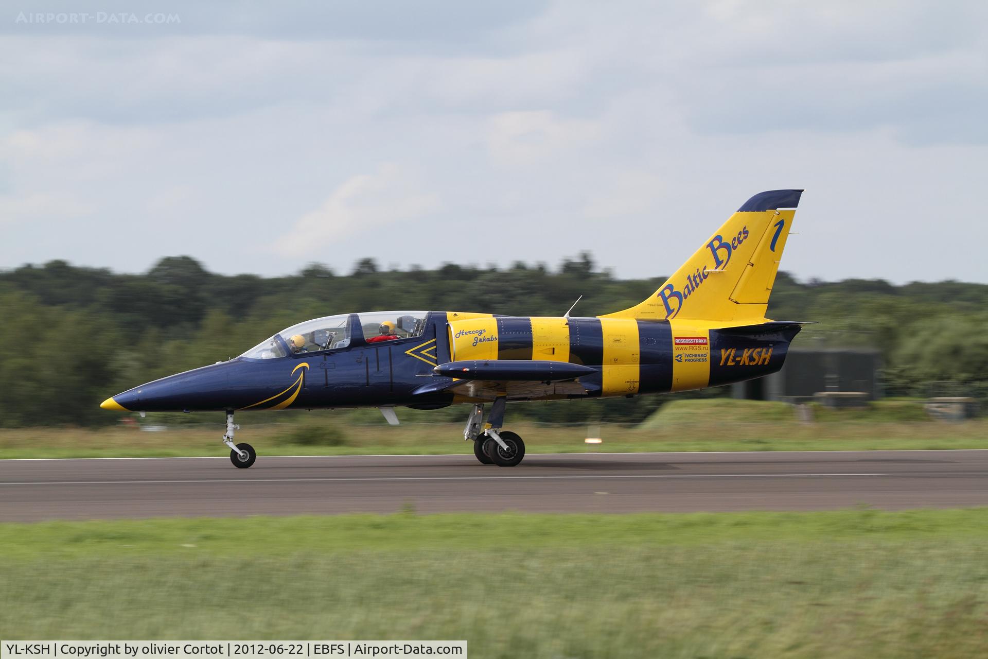 YL-KSH, Aero L-39C Albatros C/N 934632, Friday arrival