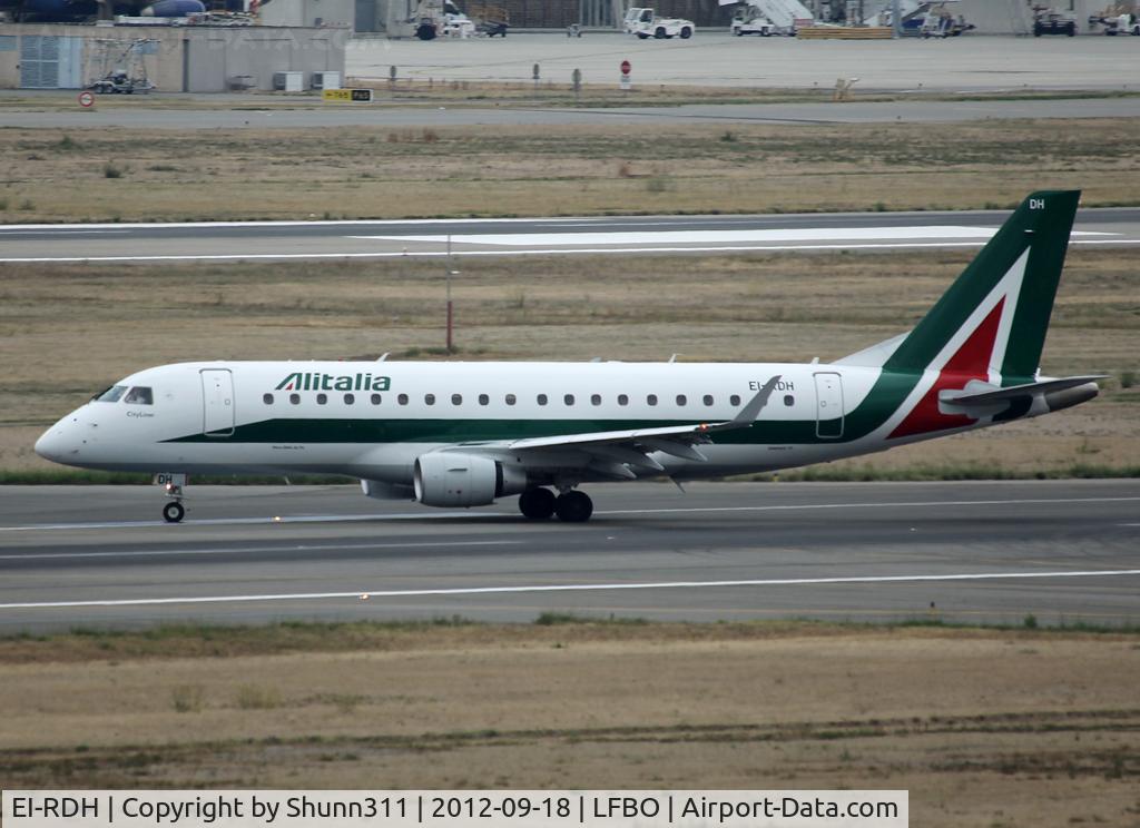 EI-RDH, 2012 Embraer 175LR (ERJ-170-200LR) C/N 17000339, Taxiing to the Terminal...