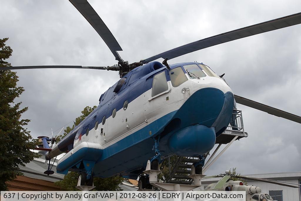 637, Mil Mi-14PL Haze A C/N B4006, MIL 14