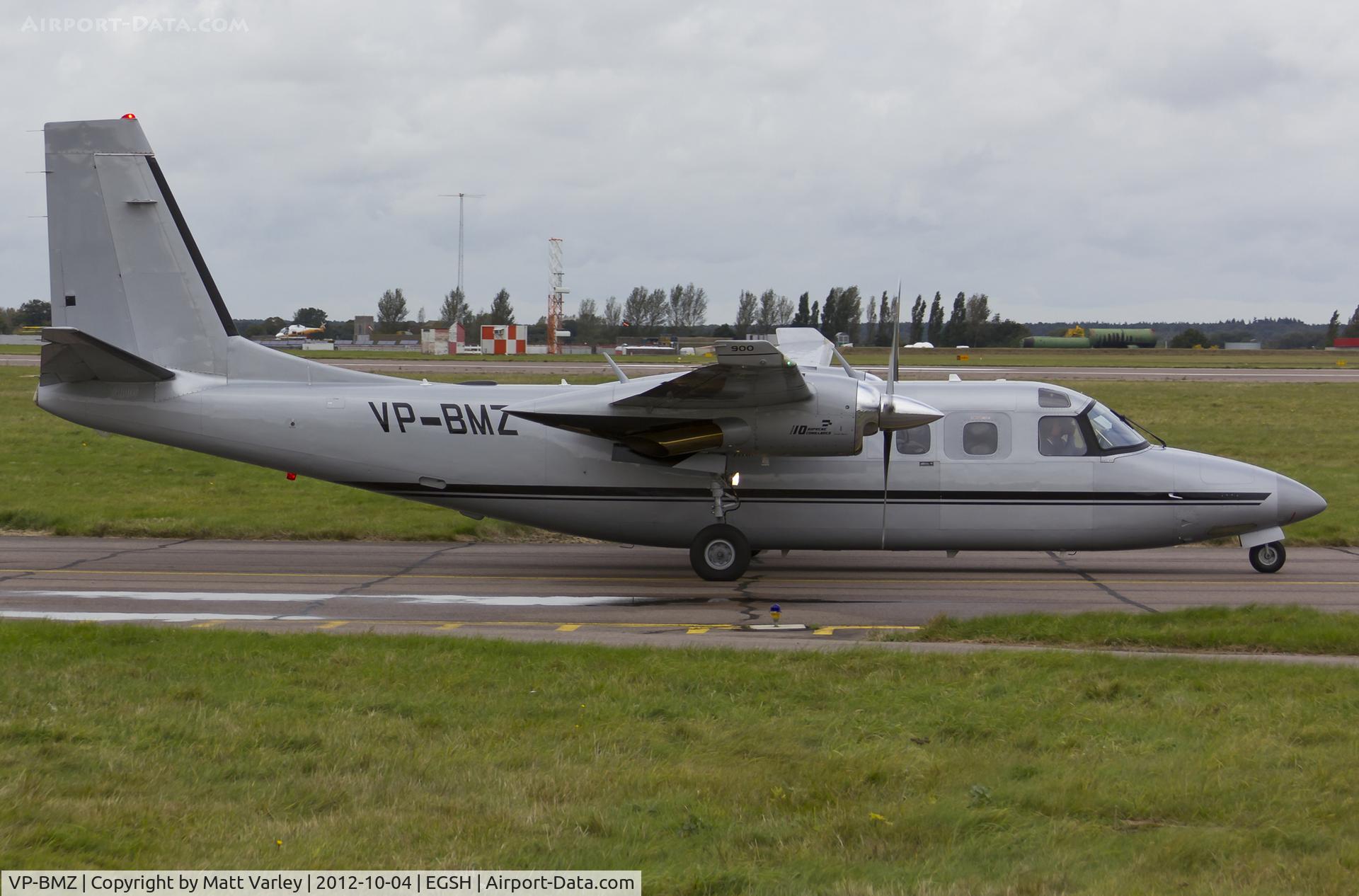 VP-BMZ, 1984 Gulfstream Aerospace 690D Commander C/N 15033, Departing EGSH.