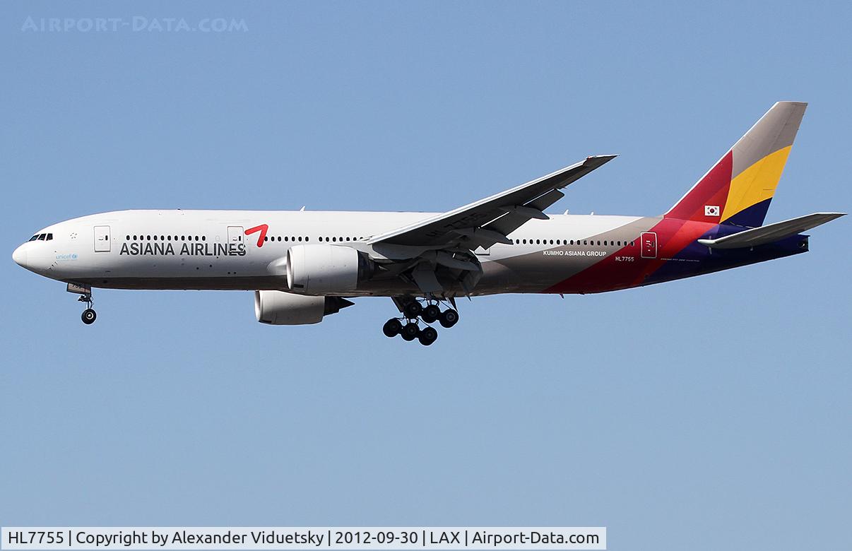 HL7755, 2007 Boeing 777-28E/ER C/N 30861, Landing at the LAX.