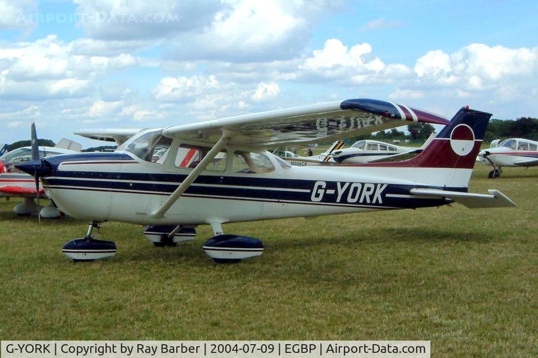 G-YORK, 1975 Reims Cessna F172M Skyhawk C/N 1354, R/Cessna F.172M Skyhawk [1354] Kemble~G 09/07/2004
