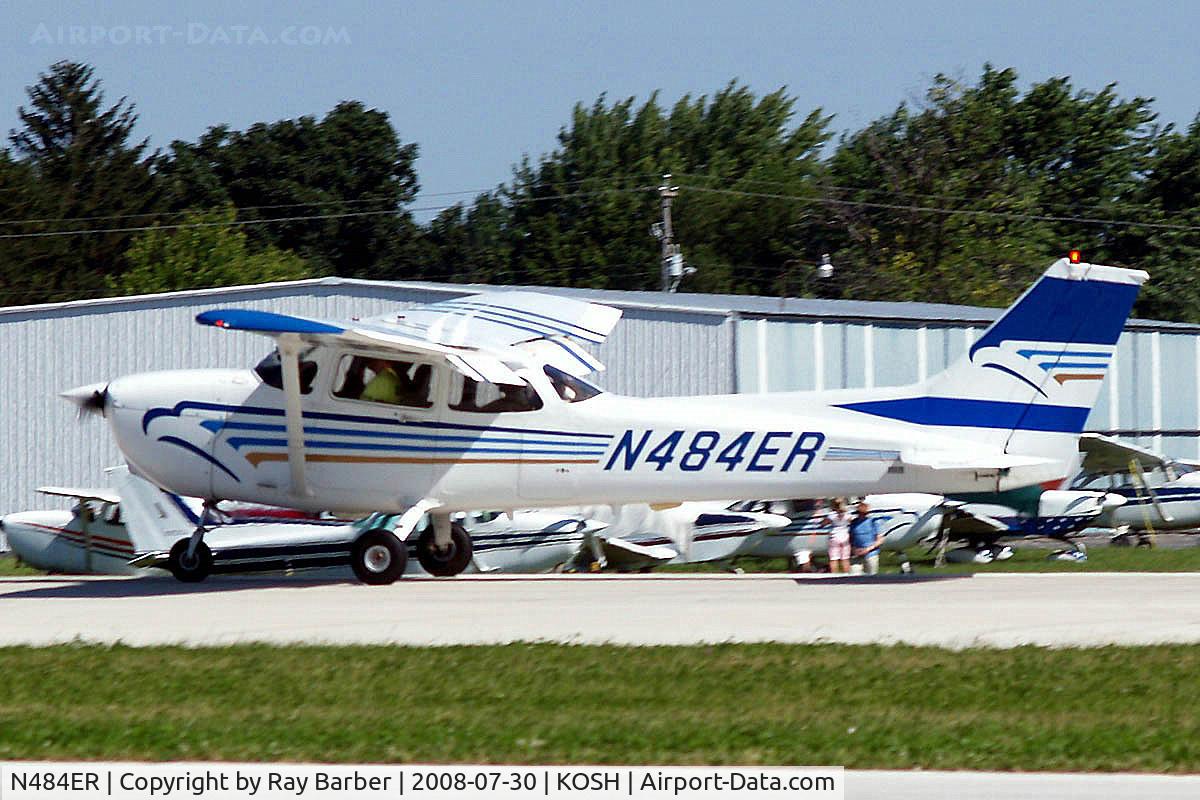 N484ER, 2001 Cessna 172S C/N 172S8944, Cessna 172S Skyhawk [172S-8944] Oshkosh-Wittman Regional Airport~N 30/07/2008
