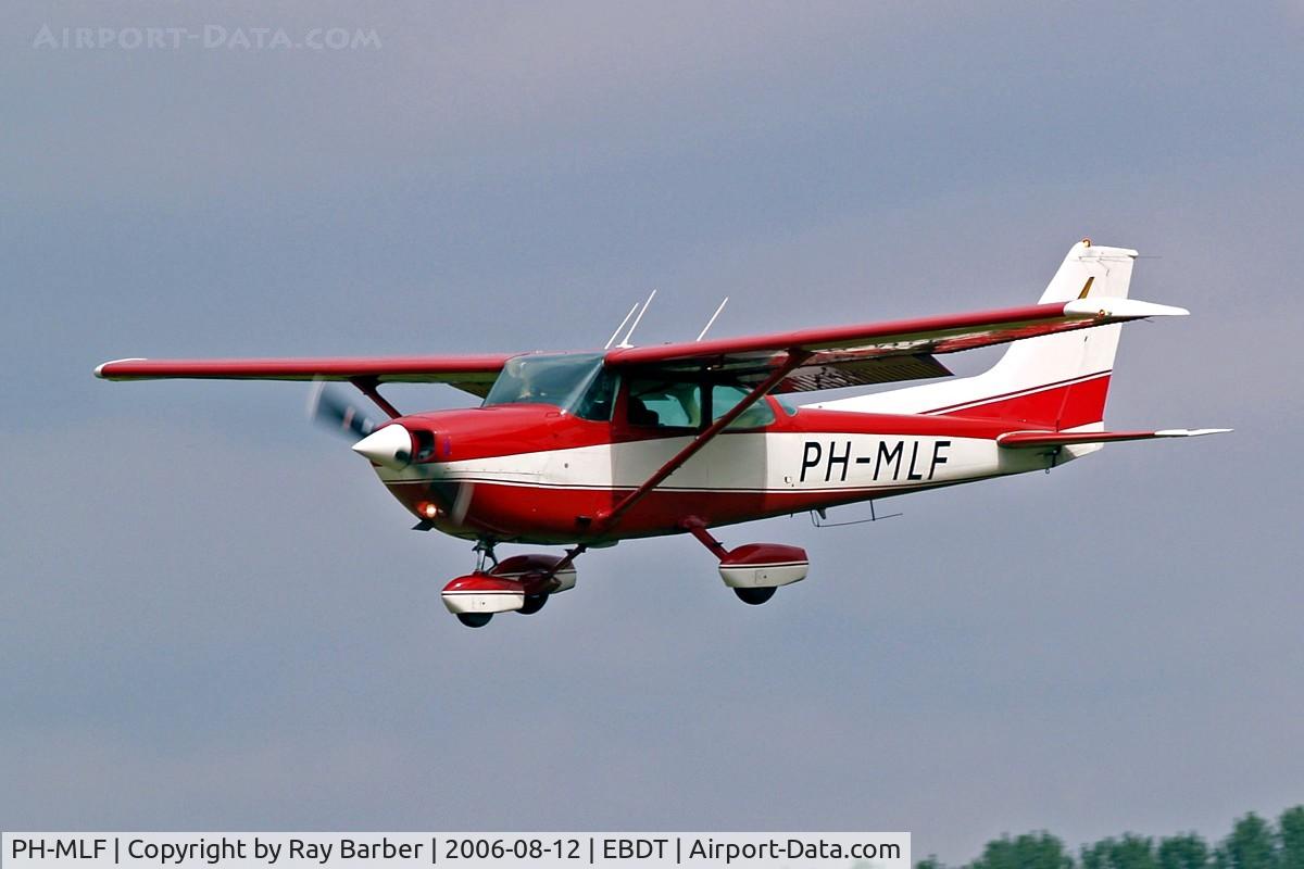 PH-MLF, 1989 Cessna R172K Hawk XP C/N R1722575, Cessna R.172K Skyhawk XP II [R172-2578] Schaffen-Diest~OO 12/08/2006