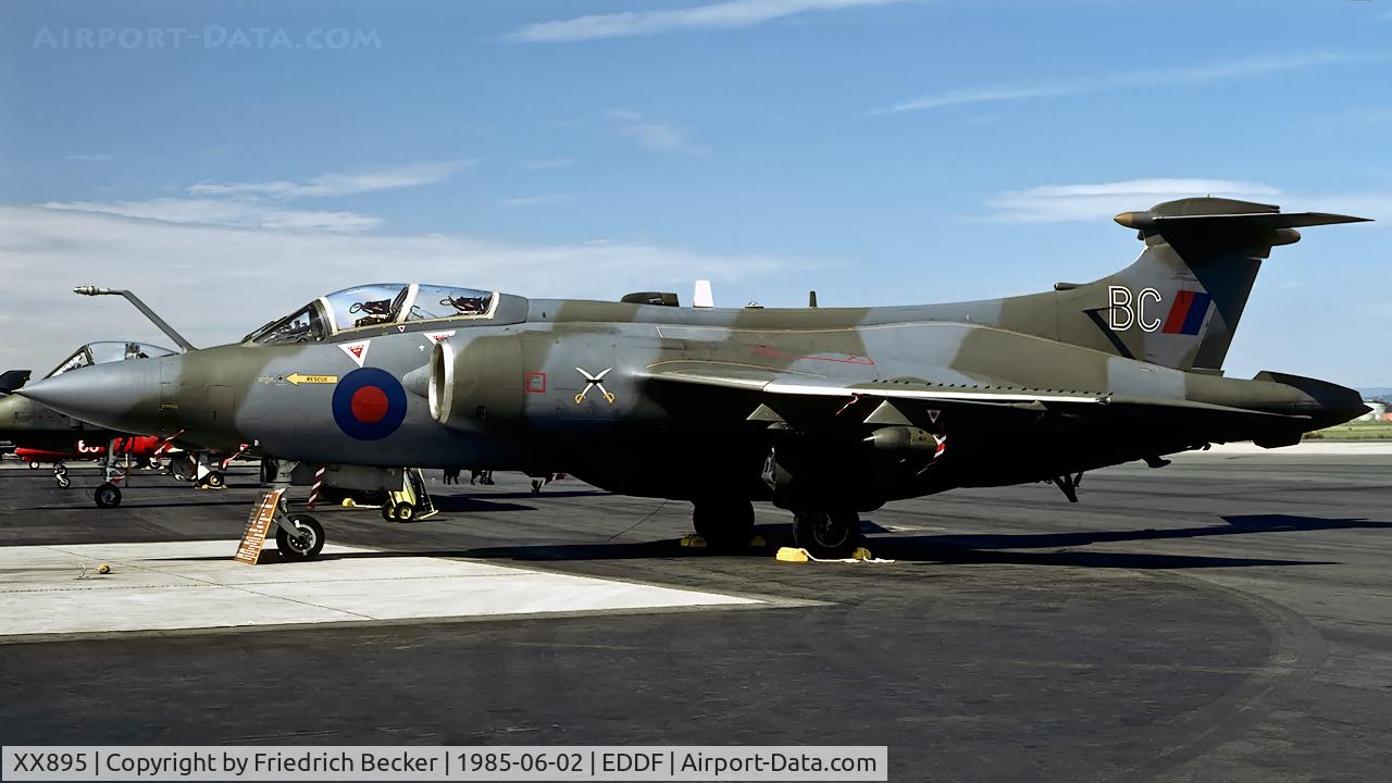 XX895, 1975 Hawker Siddeley Buccaneer S.2B C/N B3-04-74, static display