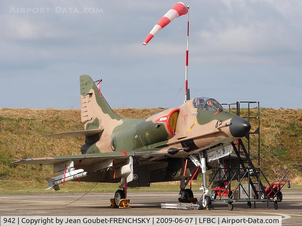 942, Douglas A-4SU Skyhawk C/N 12655, SINGAPORE AIR FORCE - CAZAUX LFBC