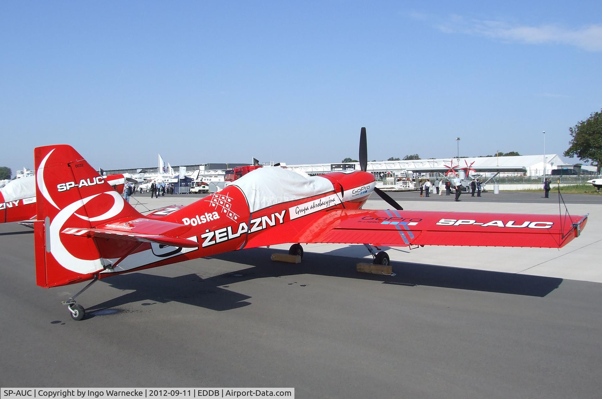 SP-AUC, Zlin Z-50LS C/N 0032, Zlin Z-50LS of the Zelazny aerobatic team at the ILA 2012, Berlin
