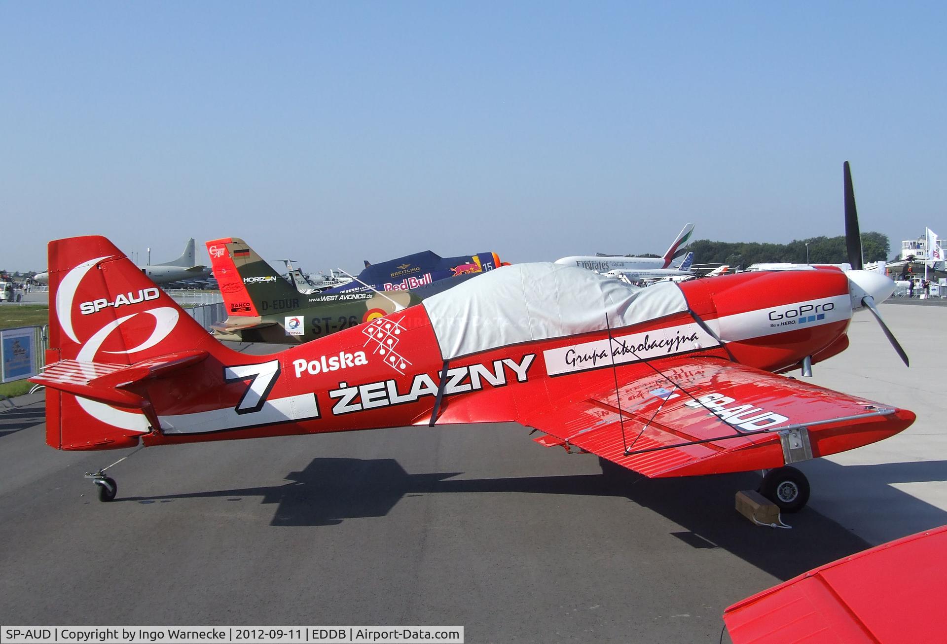SP-AUD, Zlin Z-50LS C/N 0035, Zlin Z-50LS of the Zelazny aerobatic team at the ILA 2012, Berlin