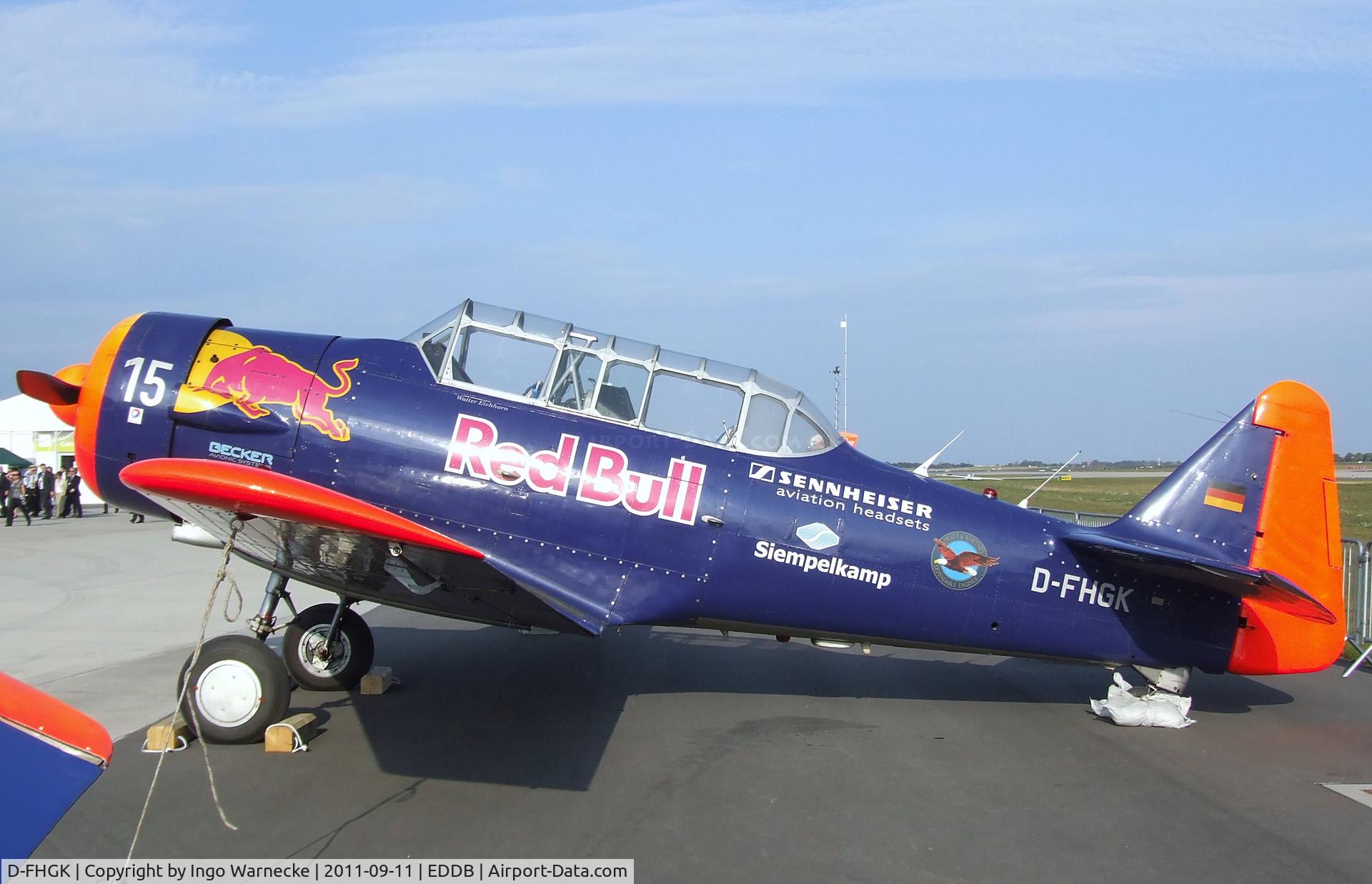 D-FHGK, 1942 Noorduyn AT-16 Harvard IIB C/N 14A-324, North American (Noorduyn) T-6 / AT-16 Harvard II B at the ILA 2012, Berlin
