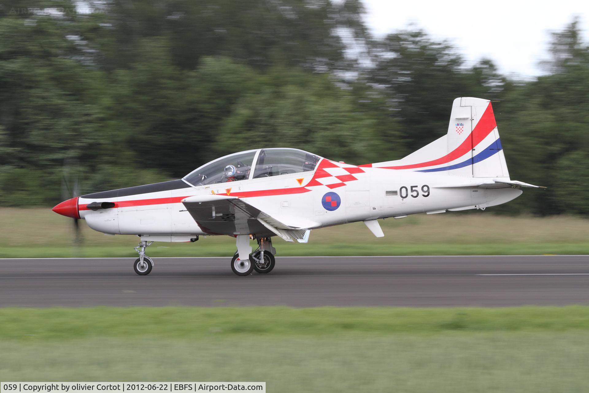 059, Pilatus PC-9M C/N 622, landing at Florennes AB