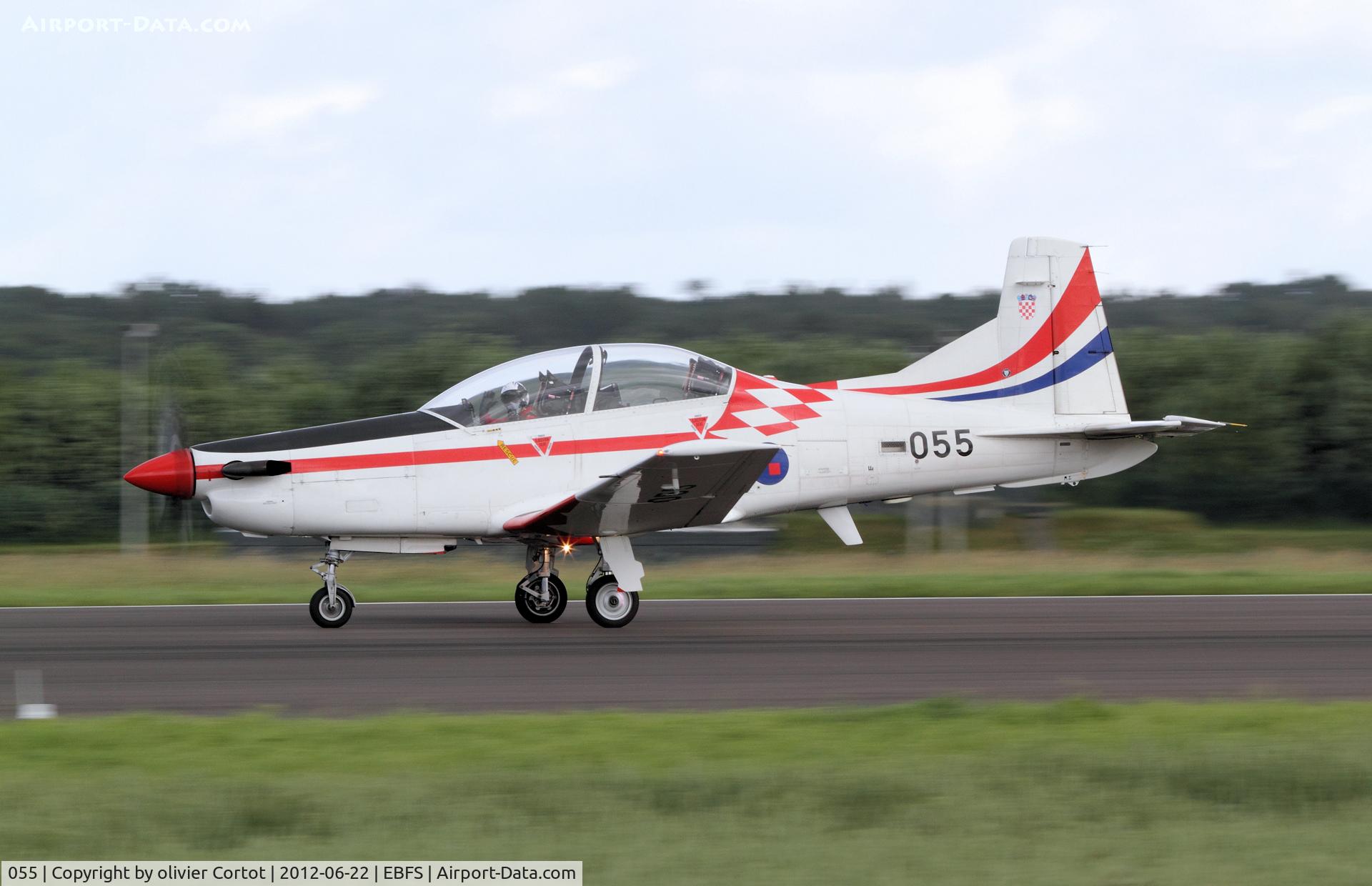 055, Pilatus PC-9M C/N 618, hello !