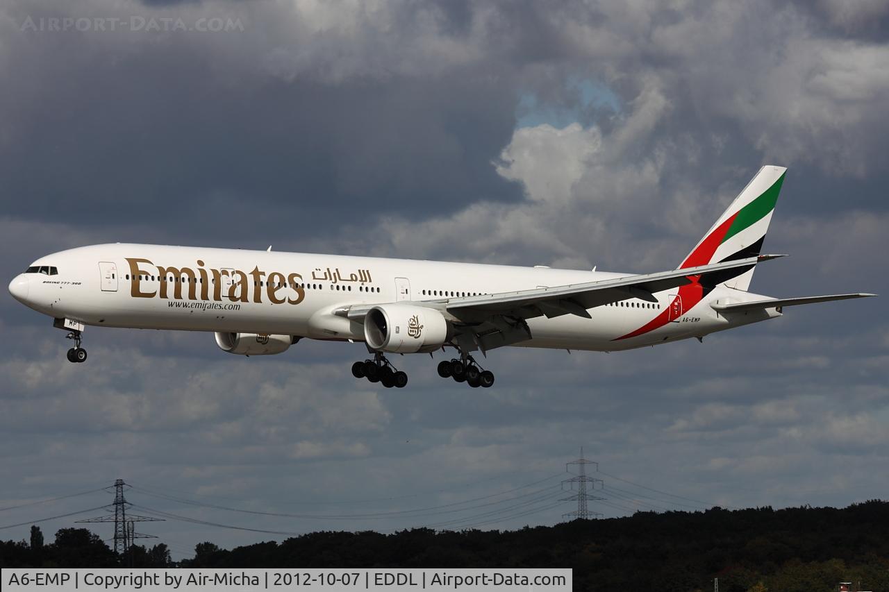 A6-EMP, 2001 Boeing 777-31H C/N 29395, Emirates, Boeing 777-31H, CN: 29395/0326