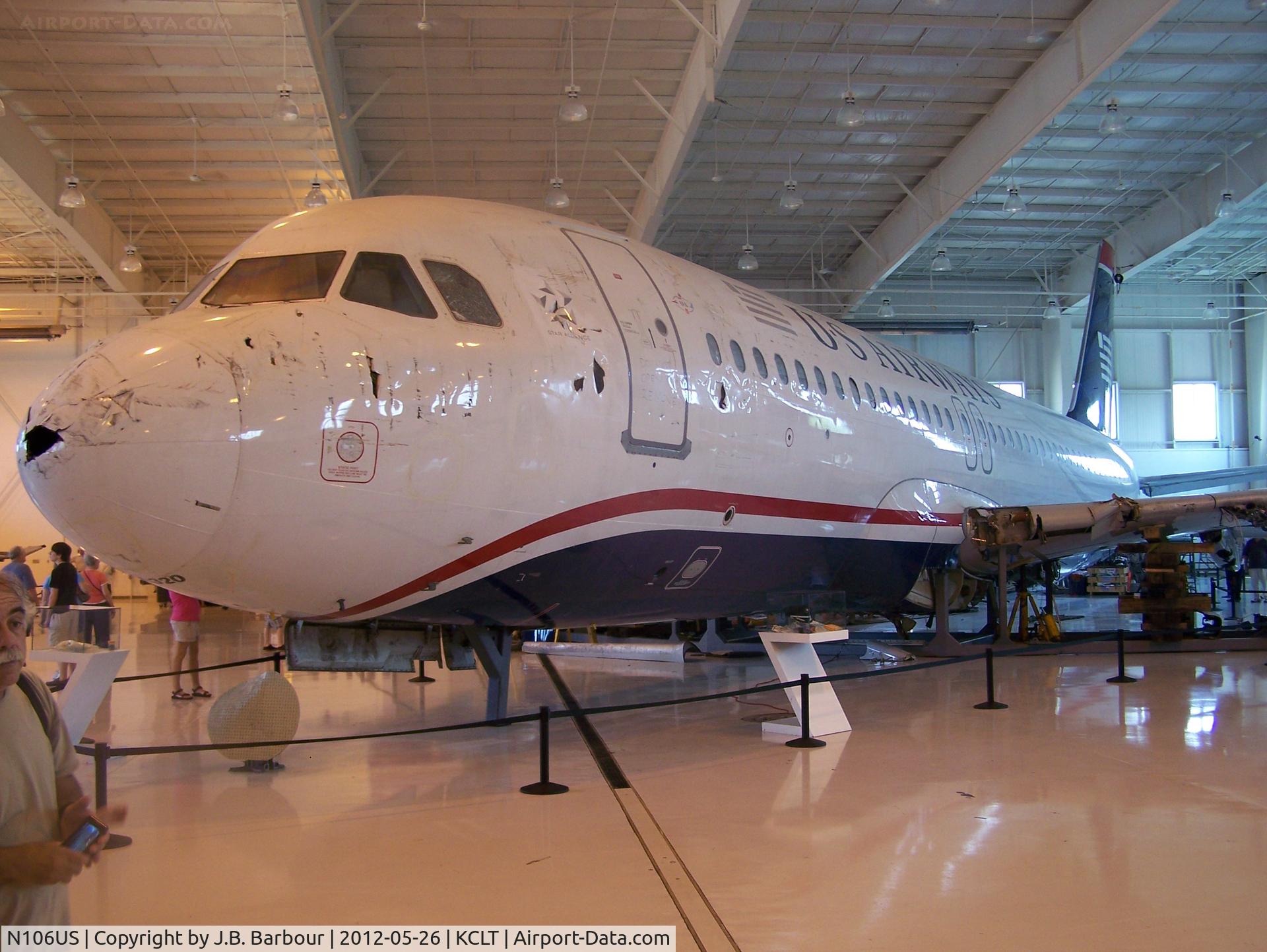N106US, 1999 Airbus A320-214 C/N 1044, Charlotte,NC