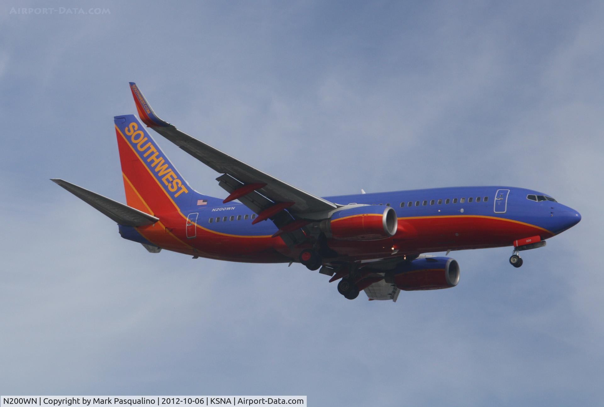 N200WN, 2005 Boeing 737-7H4 C/N 32482, Boeing 737-700