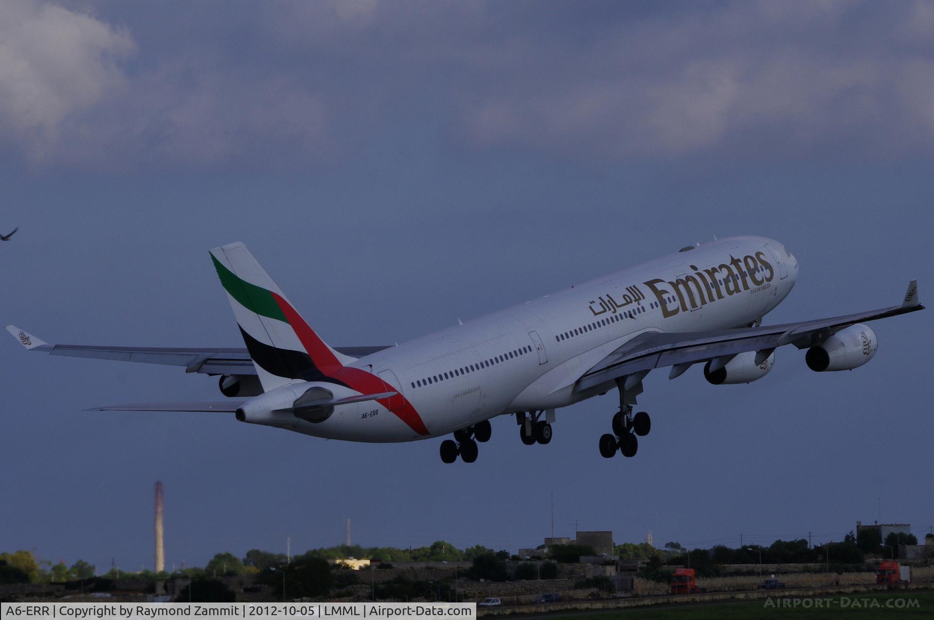 A6-ERR, 1997 Airbus A340-313 C/N 202, A340 A6-ERR Emirates Airlines taking off.