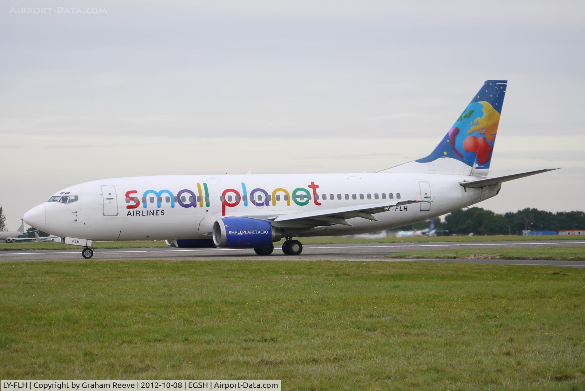 LY-FLH, 1992 Boeing 737-382 C/N 25161, About to take off.