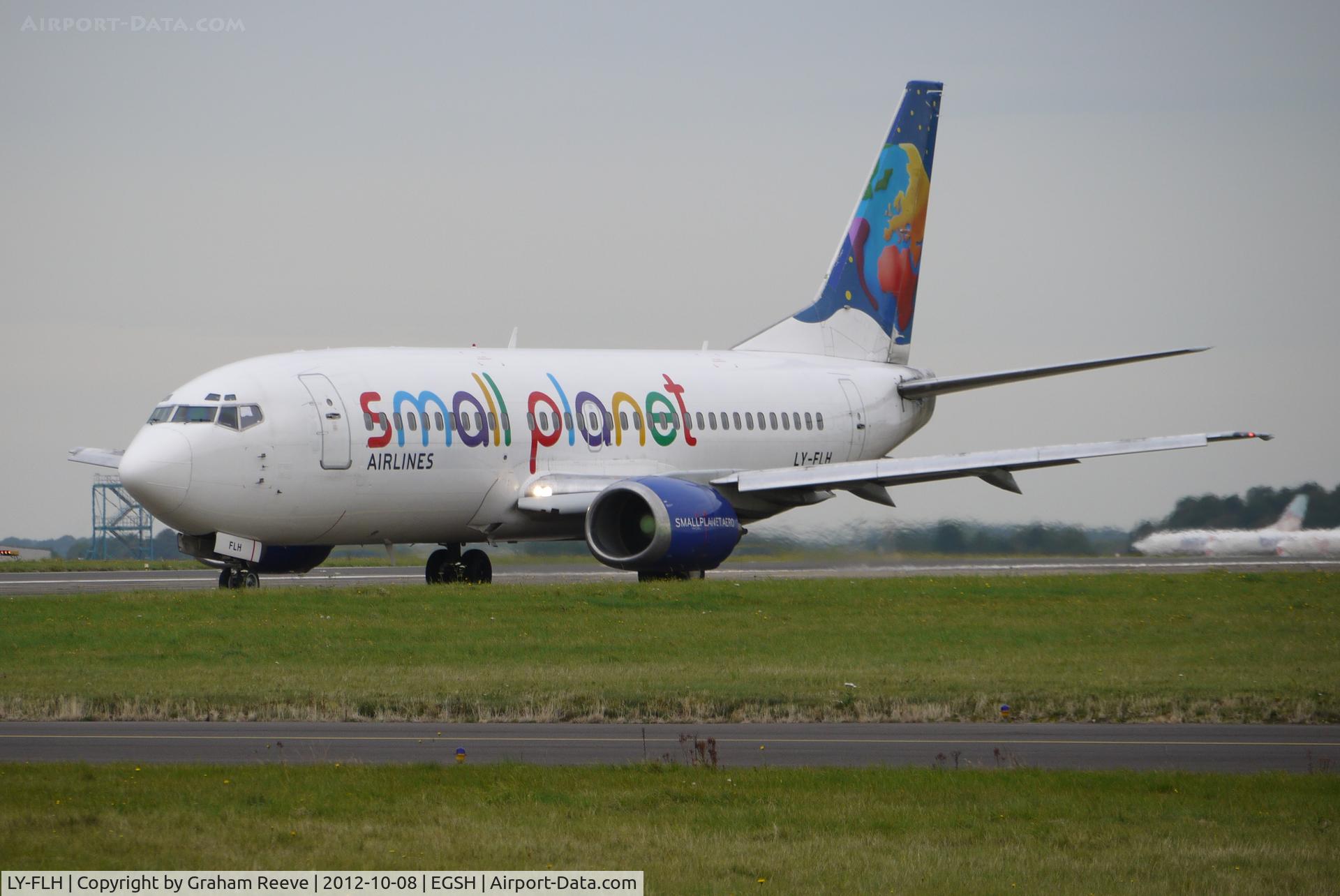 LY-FLH, 1992 Boeing 737-382 C/N 25161, About to depart.