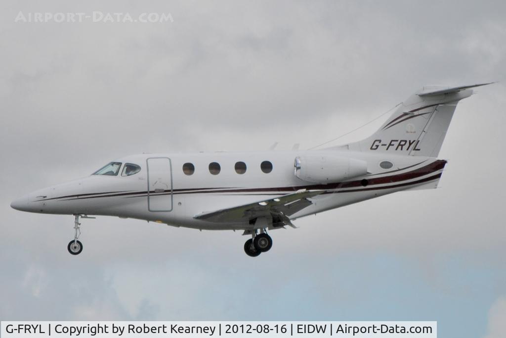 G-FRYL, 2004 Raytheon 390 Premier I C/N RB-97, On short finals for r/w 28