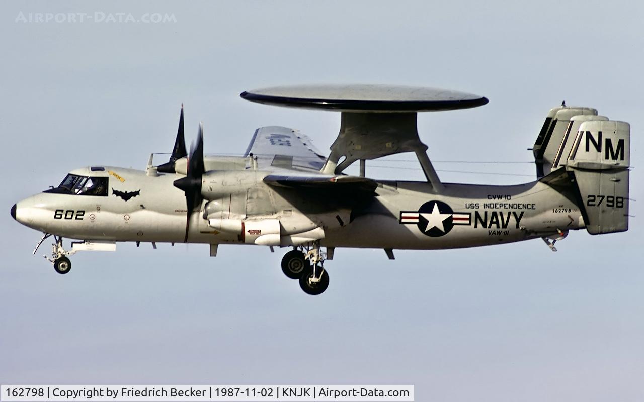 162798, 2000 Grumman E-2C Hawkeye C/N Not found 162798, on final at NAF El Centro