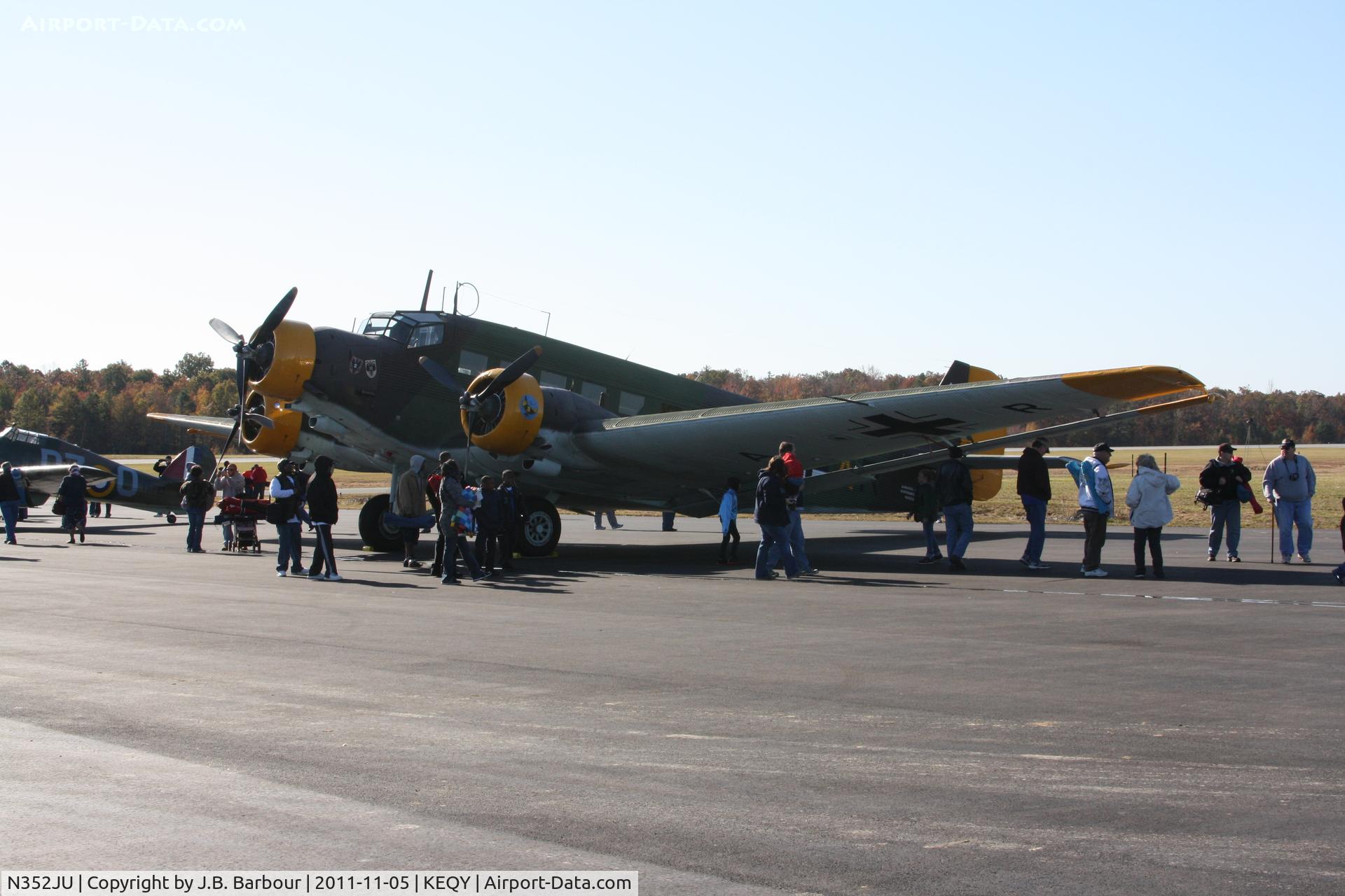 N352JU, 1941 Junkers (CASA) 352L (Ju-52) C/N 67, WAR BIRDS