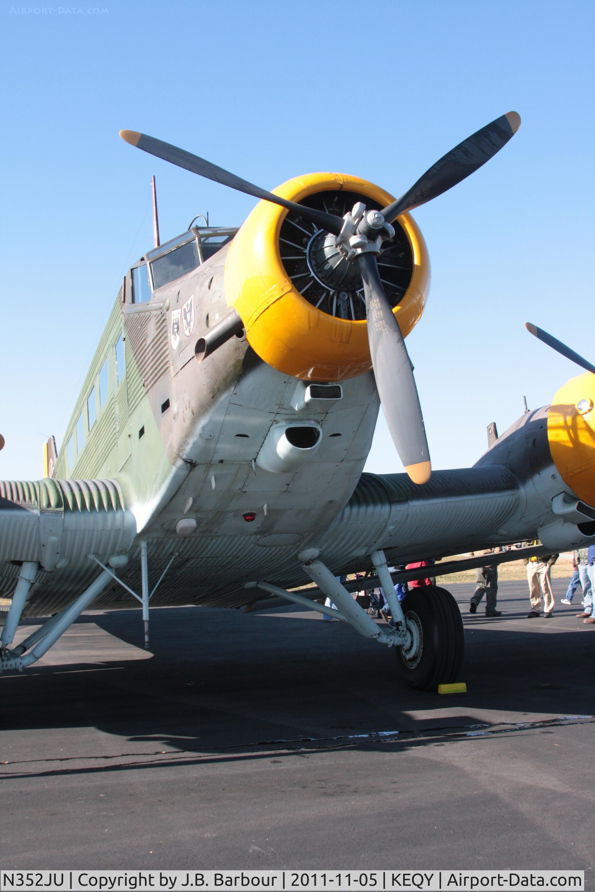 N352JU, 1941 Junkers (CASA) 352L (Ju-52) C/N 67, WAR BIRDS