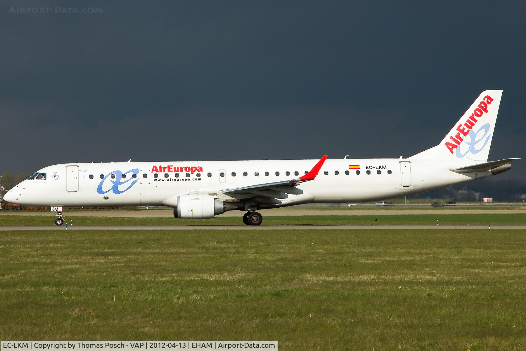 EC-LKM, 2011 Embraer 195LR (ERJ-190-200LR) C/N 19000425, Air Europa