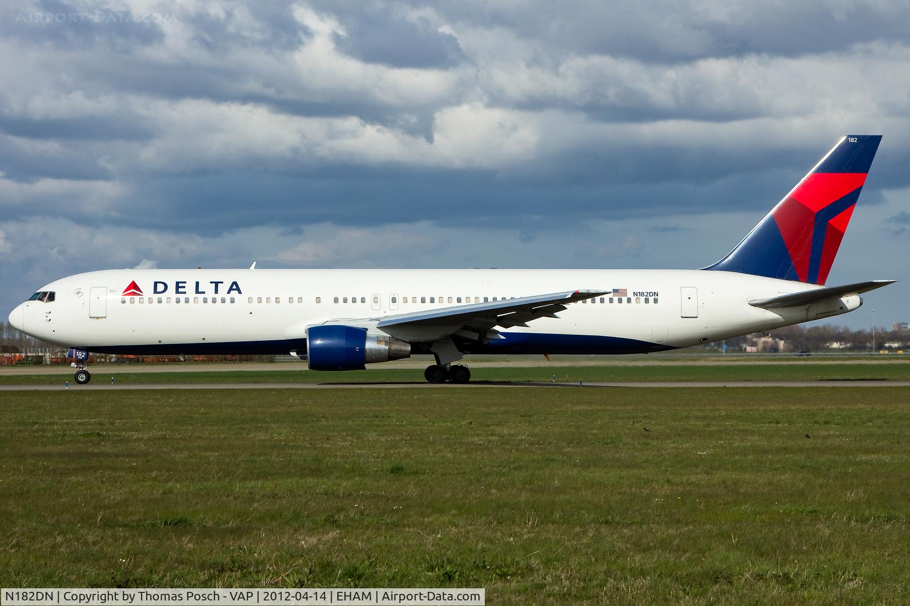 N182DN, 1992 Boeing 767-332/ER C/N 25987, Delta Airlines